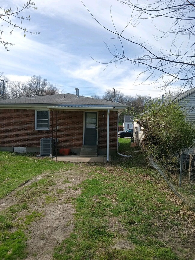 Photo - 4113 La Salle Ave