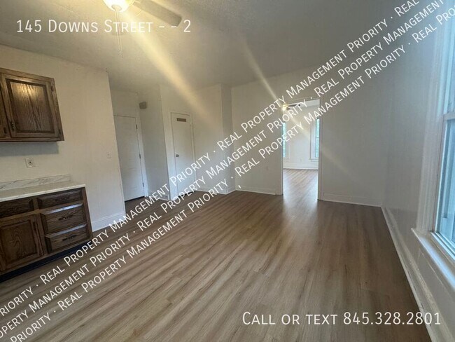 Photo - 145 Downs St Unit 2