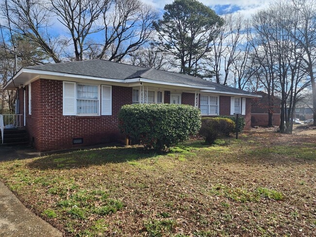 Building Photo - 15 Fleetwood Dr