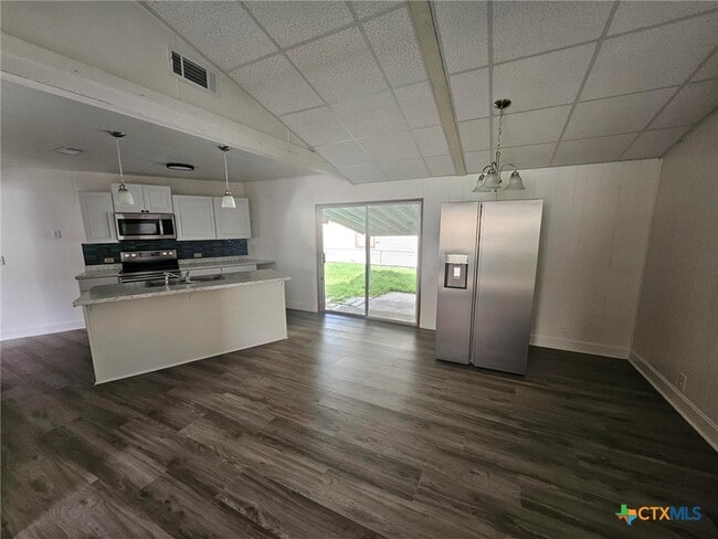 Photo - 1203 Karen Dr