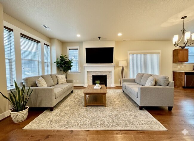 Photo - Modern 4-Bedroom Gem | Maintenance-Free Living & Private Side Yard!