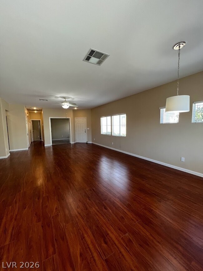 Photo - 10628 Whitebrush Ave