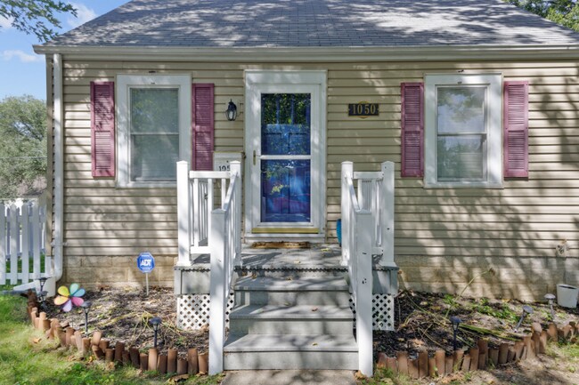 Photo - 1050 Pike St