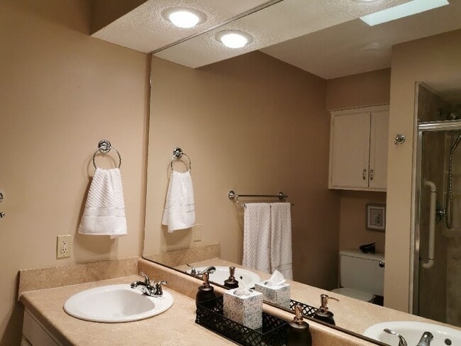 Photo - 6224 E 49th St