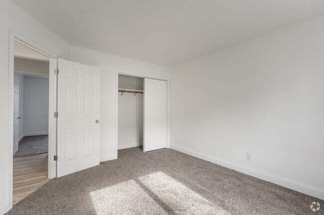 Bedroom with Closet