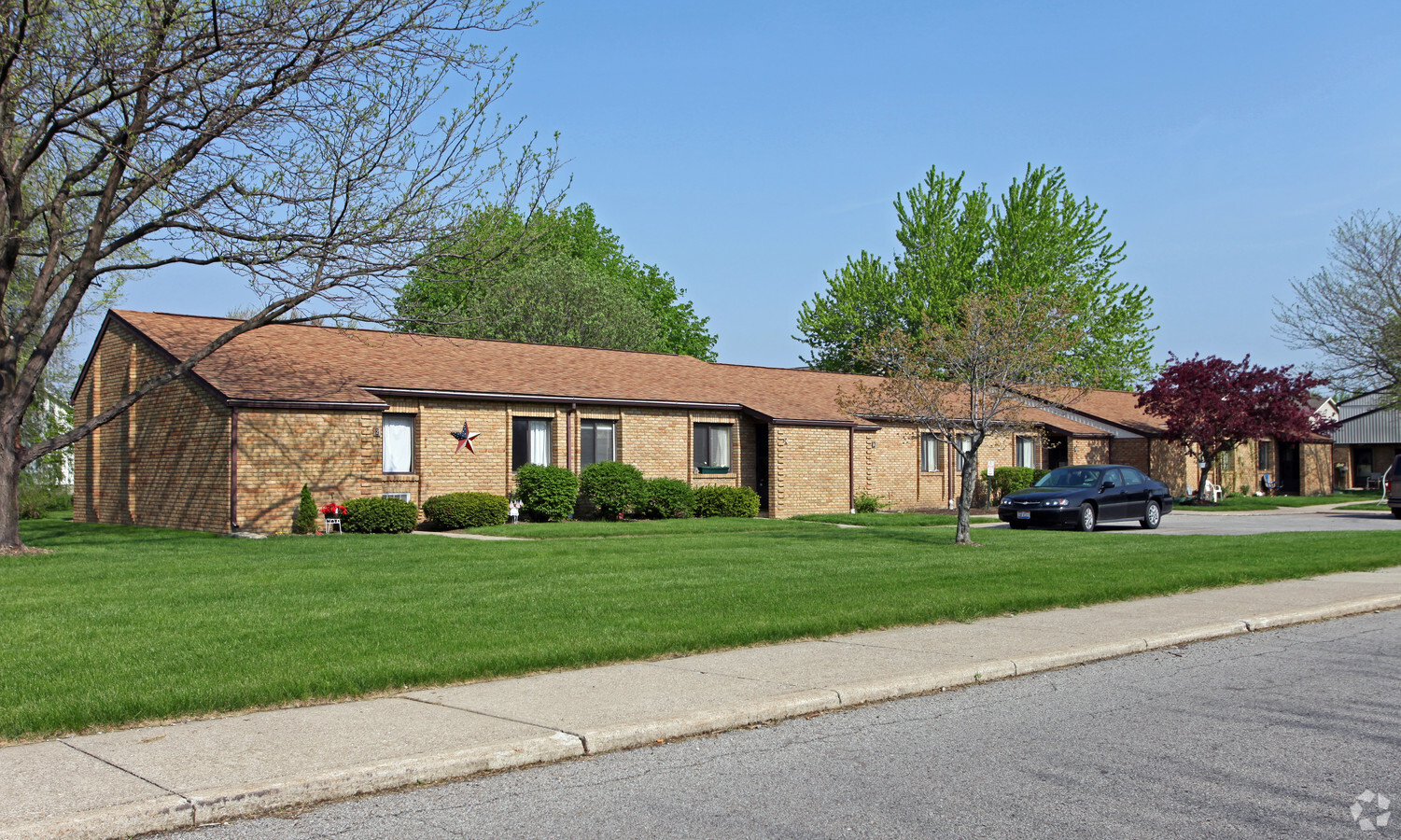 Photo - Smiley Garden Apartments