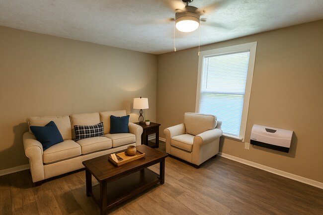 Furnished for decoration only. Furnishings not included - 209 E Webster St Unit A