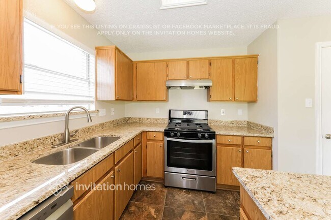 Photo - 2101 Logan Dr