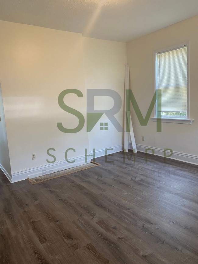 Photo - 2912 Greenwood Ave