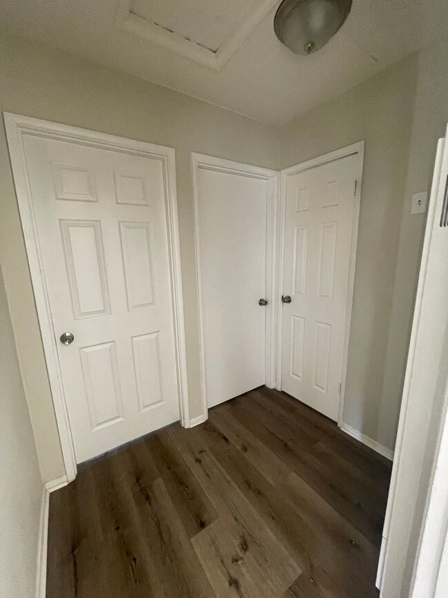 Photo - Comfortable Living in Mojave - Move In Ready 2bd & 1bth - Big Backyard
