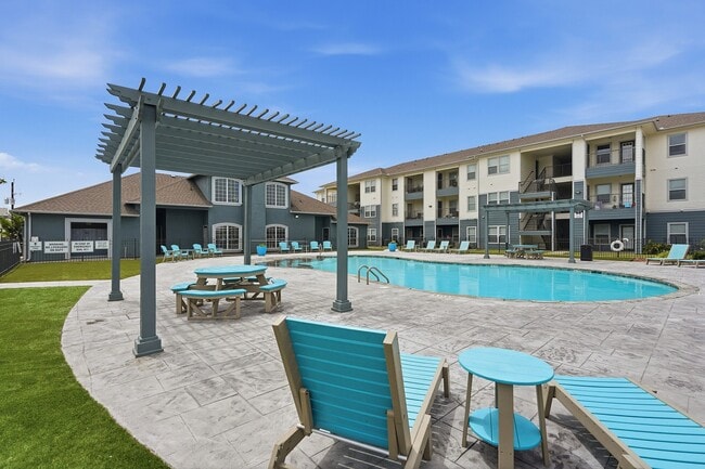Comfortable Poolside Seating & Lounge Area