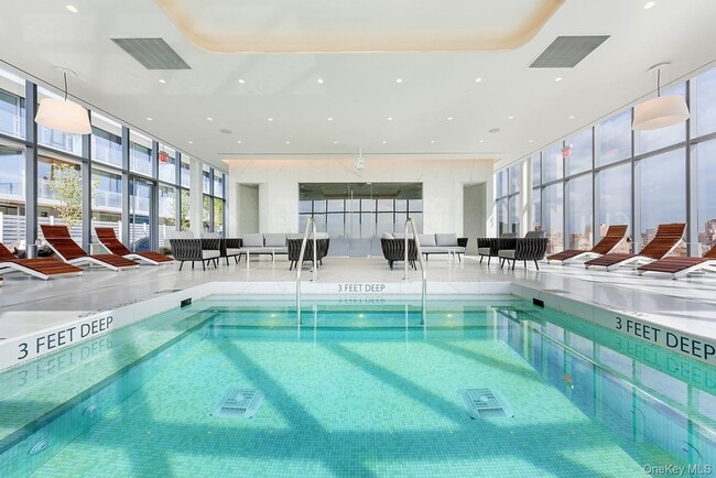 Photo - 40-28 College Point Blvd Unit 810