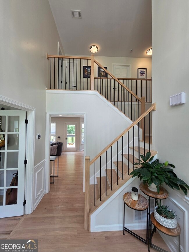 Photo - 100 Bedford Forrest Dr