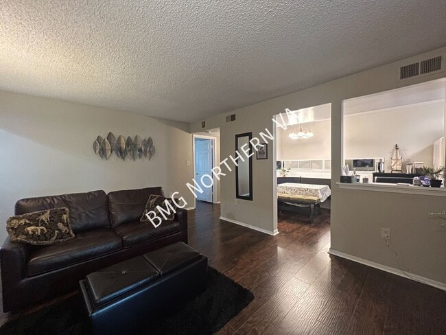 Photo - 7729 Inversham Dr