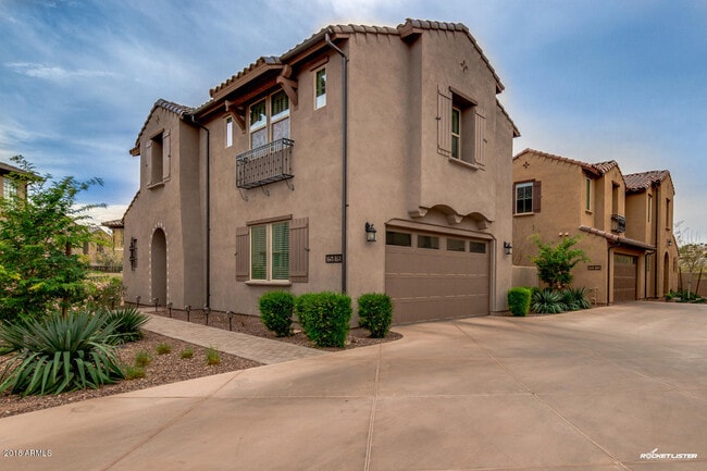 Photo - 15816 S 12th Way House