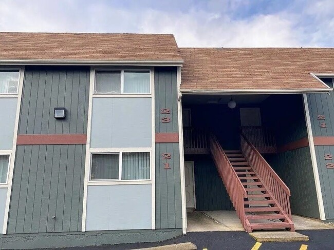 Photo - 146 NE Atkinson Ct Unidad 24