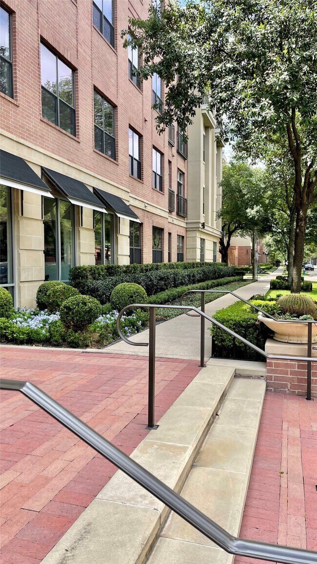 Building Photo - 2700 Brazos St Unit 4504