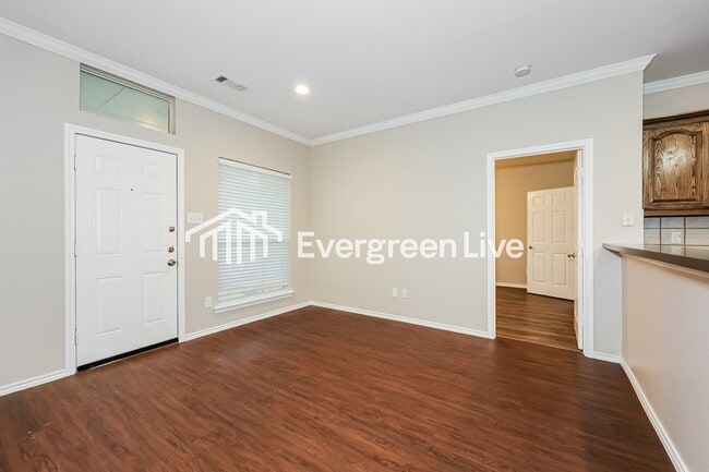 Photo - 6520 Payton Dr