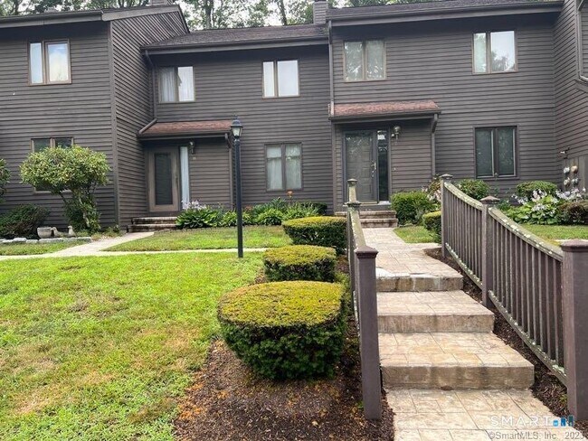Photo - 223 Flanders Rd Unit 8