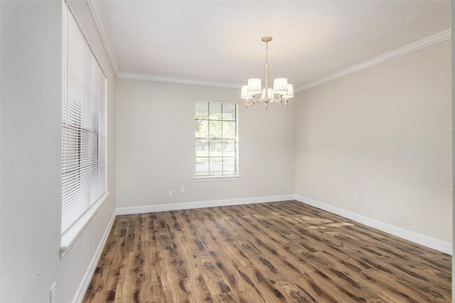 Photo - 2716 Pinecone Ln