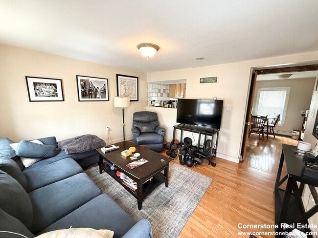 Photo - 65 Preble St Apartments Unit preble 2