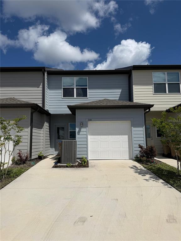 Photo - 330 Cadberry Pl