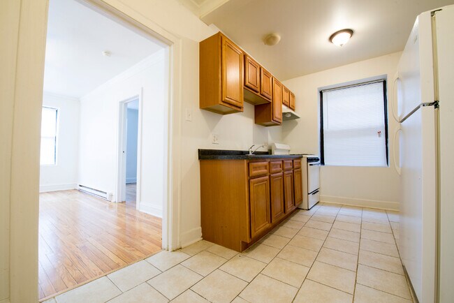 8109 S Ashland