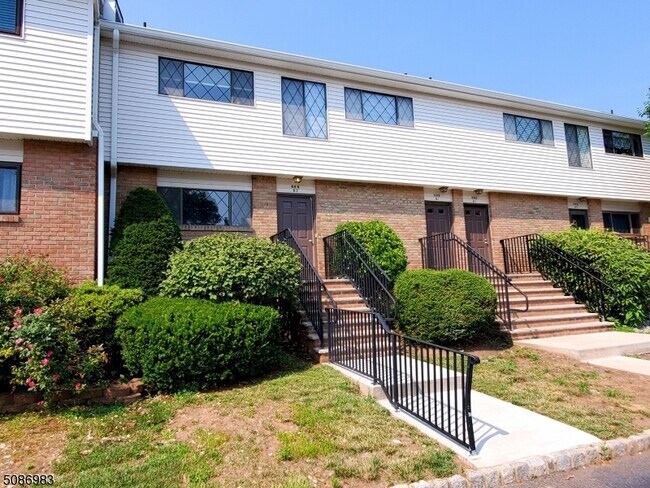 Photo - 668 Marshall Rd Apartment Unit B-2