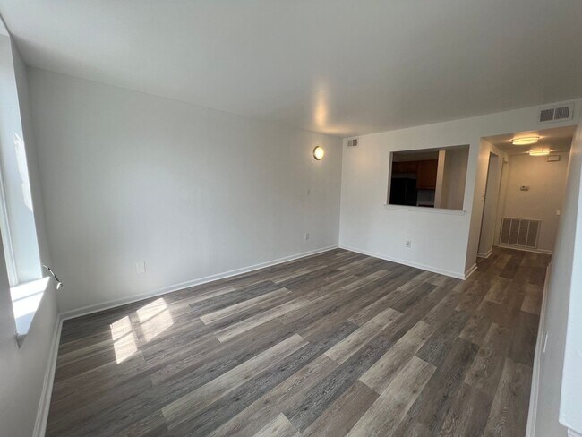 Photo - 4103 Ogden St Unidad 4103 Ogden St - B