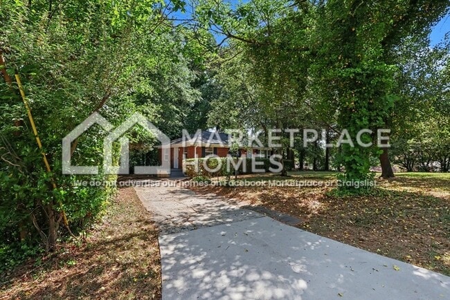 Photo - 2110 Dellwood Pl