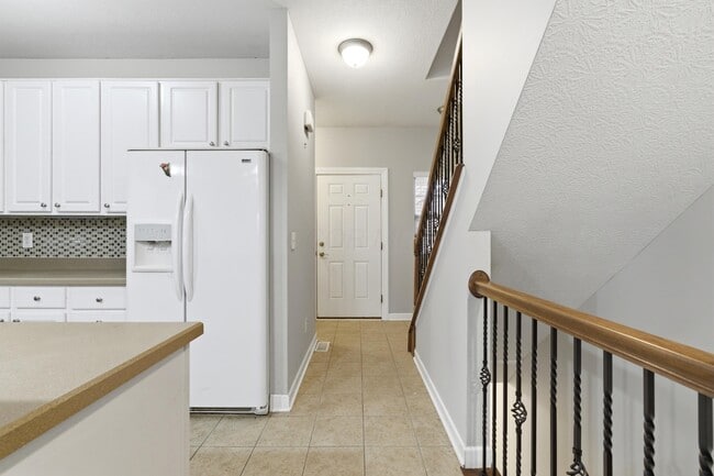 Photo - 986 Shaula Dr