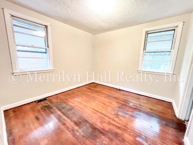 Photo - Cute Historic Bungalow Near Columbia College!