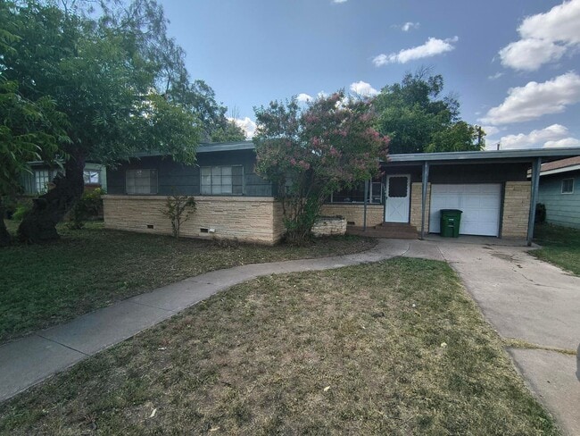 Photo - 2326 Abilene St