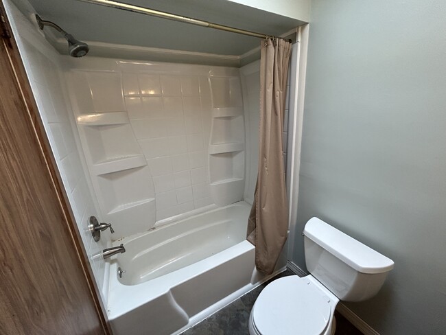 Photo - 25921 Yeoman Dr