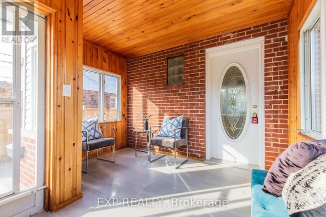 Photo - 46 Upper Walker Ave