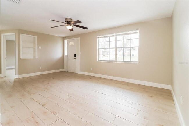 Photo - 4151 Ridgefield Ave