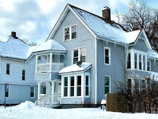 Building Photo - 184 King St Unit 1st Floor