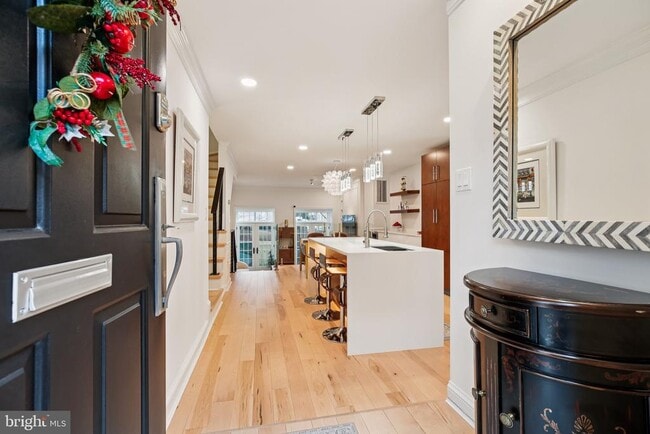 Building Photo - 4353 Westover Pl NW