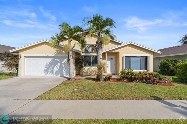 Building Photo - 10091 SW 16th Pl Rental