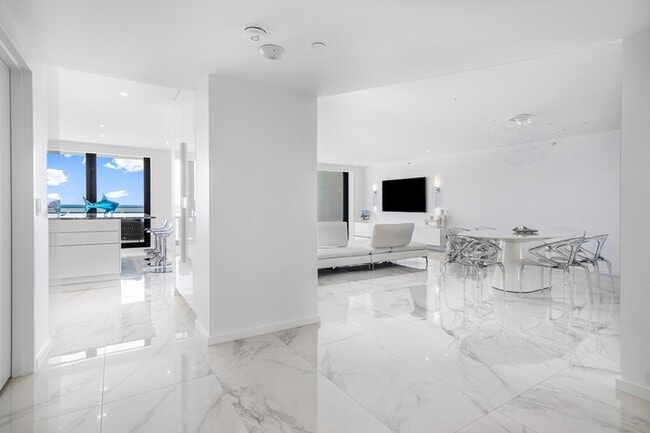 Building Photo - 1400 S Ocean Blvd Unit 1400