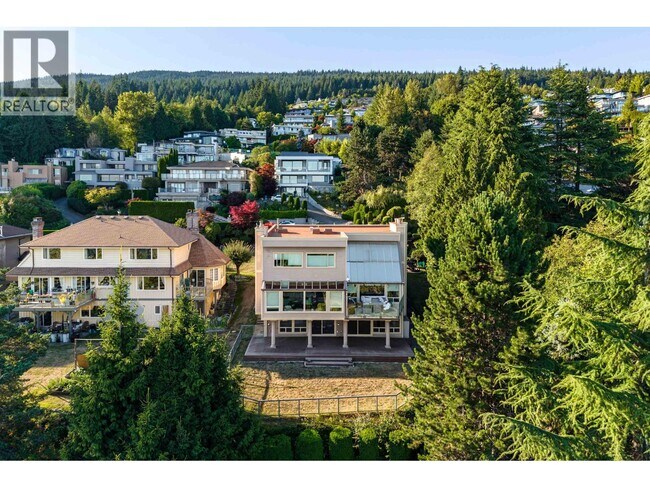 2426 Westhill Ct
