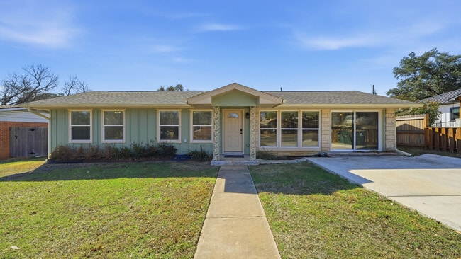 Photo - 1409 Highland Dr