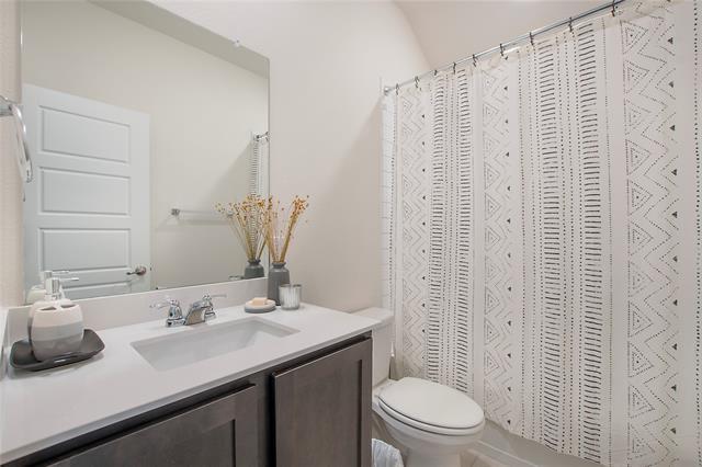 Photo - 219 Spirehaven Dr