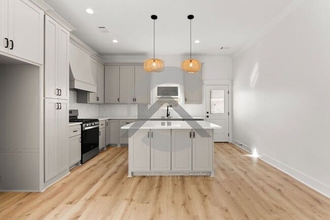 Photo - 10 Dragonfly Cv