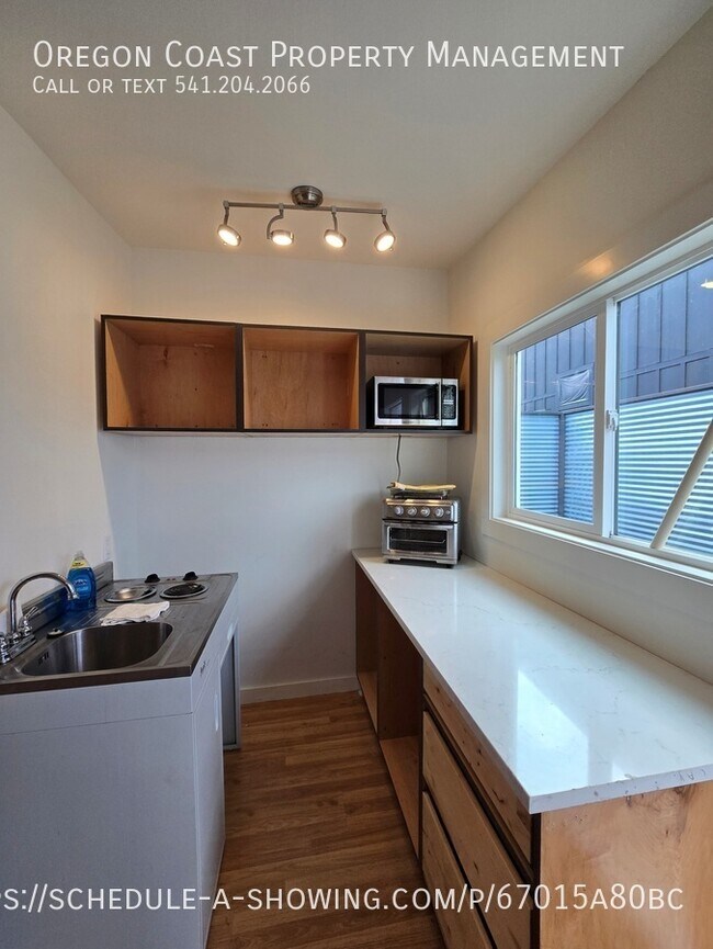 Photo - 1870 SE 3rd St