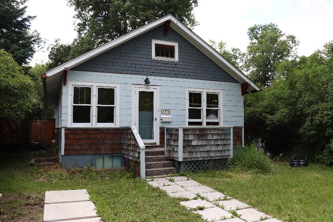 Building Photo - 809 S 5th Ave Rental