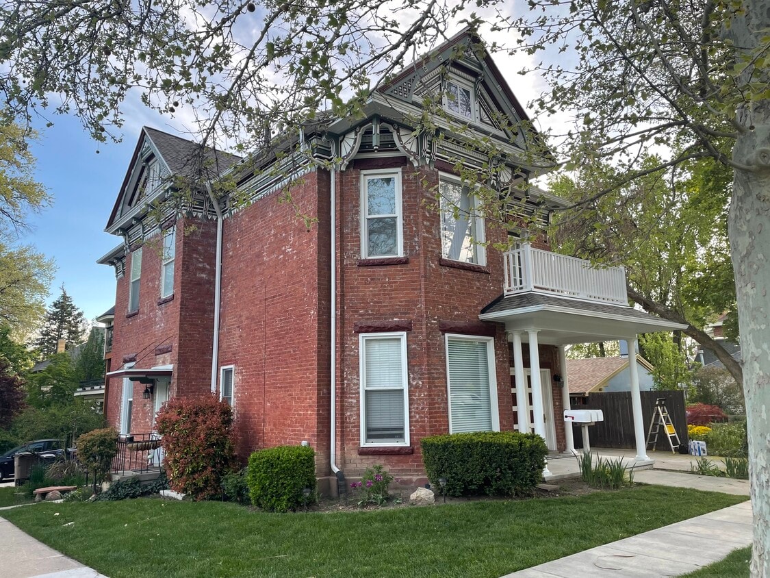 Front - 137 G St (Salt Lake City, UT)