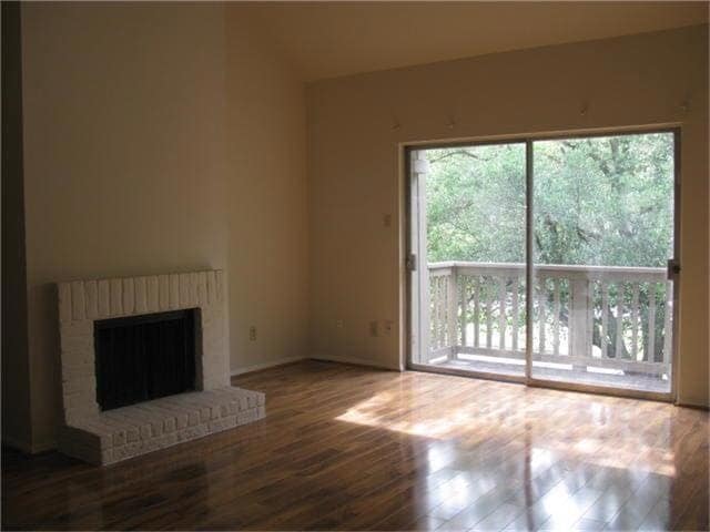 Photo - 2100 Tanglewilde St Unidad 680