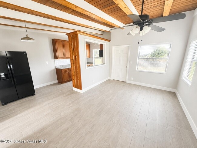 Photo - 1604 S Miramar Ave