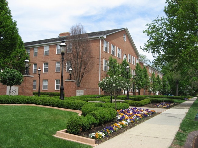 Parkview Arms Apartments